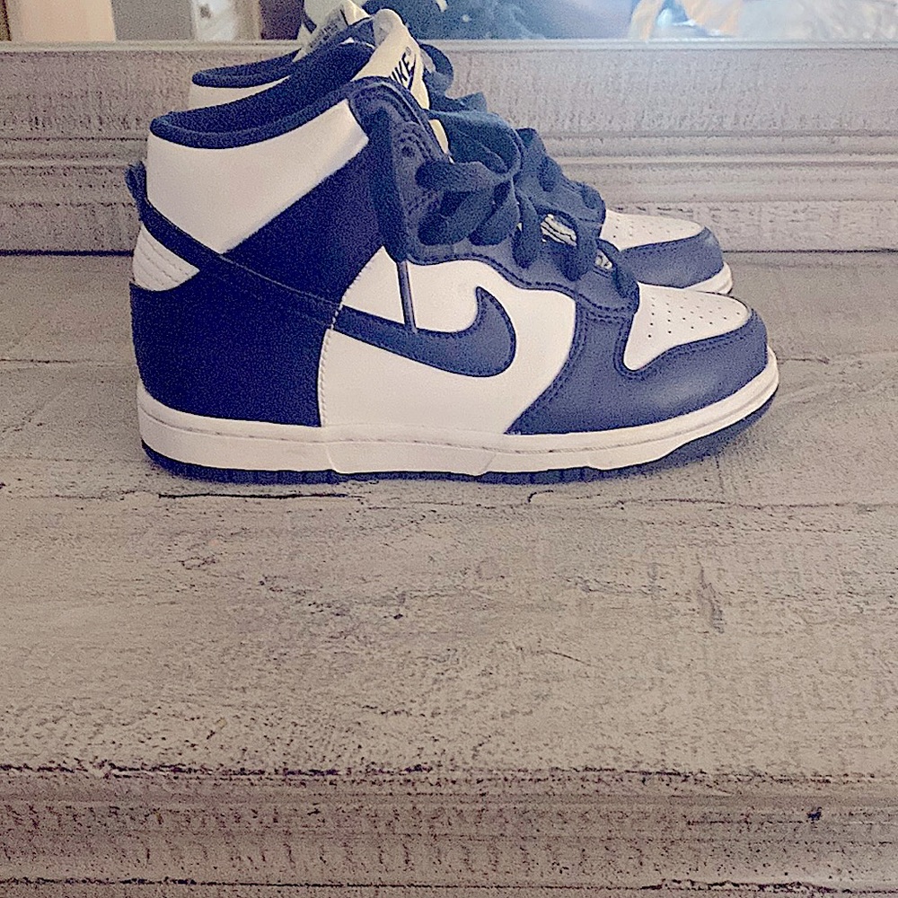 Midnight Navy Blue Nike Dunk High